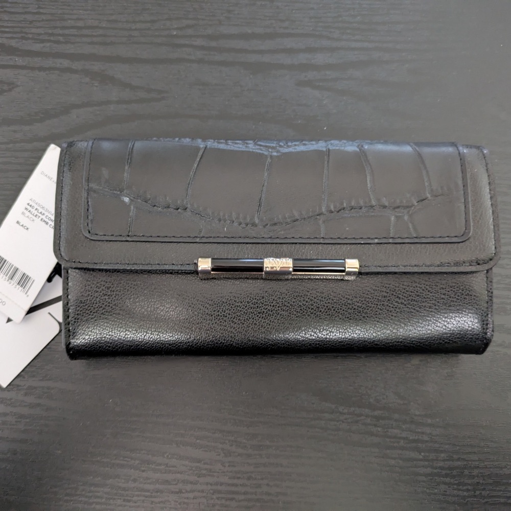 DVF 440 Flap Continental Leather Wallet